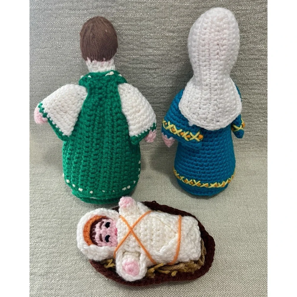 Hand Knitted Crochet Holy Family Christmas Joseph Virgin Mary Baby Jesus Manger